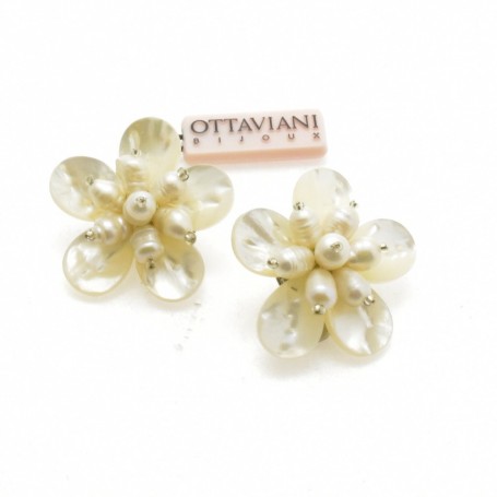 Ottaviani - Orecchini con madreperla e perline. 490247